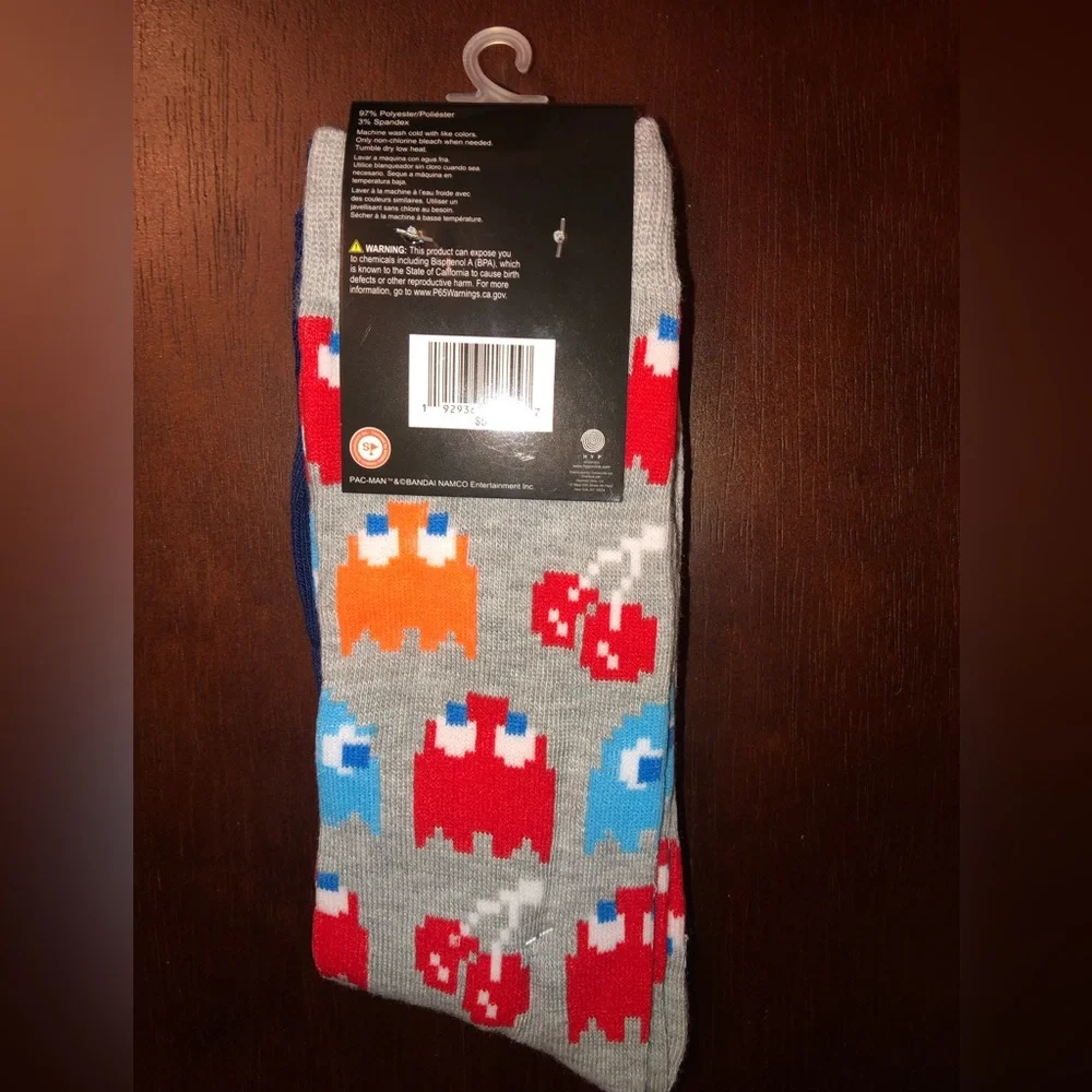 PAC-MAN NOVELTY CREW SOCKS NWT MEN’S SHOE SIZE 6-12